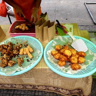 บรรยากาศ 88 เต้าหู้ทอด