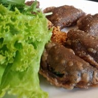 เมนูของร้าน Vistakitchen อาคารวีรสุ ถนนวิทยุ