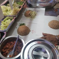 ป้าเเต้ข้าวคลุกกะปิ