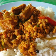 แม่ประนอม ข้าวแกงปักษ์ใต้