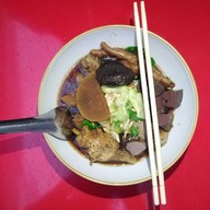 ทัศนัยก๋วยเตี๋ยวไก่มะระ