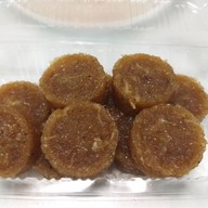 ขนมหม้อแกงแม่ละเมียด หน้าวัดมหาธาตุวรวิหารฯ เพชรบุรี