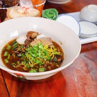 ก๋วยเตี๋ยวเรือ ซินเฮง อุดรธานี อุดรธานี