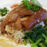 ข้าวขาหมูแม่สุขใจ (เจ้าเก่าสำโรง) สาขาซีคอนสแควร์