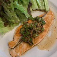 บุญเลิศ บะหมี่เกี๊ยว หมูย่างซีอิ๊ว บางกรวย-ไทรน้อย ใกล้วัดสวนแก้ว