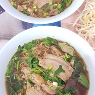 เมนูของร้าน รสทิพย์ เป็ดย่าง