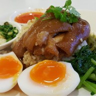 เมนู ข้าวขาหมูแม่สุขใจ (เจ้าเก่าสำโรง) สาขาซีคอนสแควร์