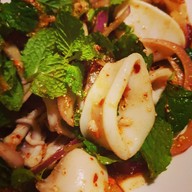 ต้องมาโดน เล่าปั่น