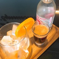 95° Espresso Bar - ถนนรณชัยชาญยุทธ (ติดคลินิกรักษ์ฟัน)