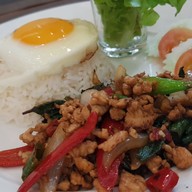 ห้องอาหารโรงแรมภูฟ้าวารี
