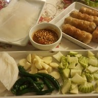 VT แหนมเนือง หลัง มข. The Red Roof