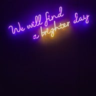 บรรยากาศ Some Might Say Authentic Craft