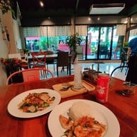 เมนูของร้าน ครัวผลิน ลาดพร้าว34
