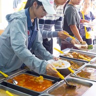 อิ่มจัง ข้าวแกงบุฟเฟ่ต์ 10 บาท