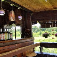 ร้านกะเพรากรอบ