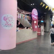 บรรยากาศ Pink Capsule 101 The Third Place
