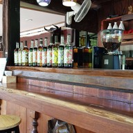 ร้านกะเพรากรอบ