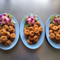 เมนูของร้าน ครัวสามพี่น้อง เทพารักษ์ กม.5