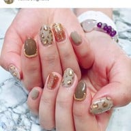 Rainbow Nails Think Park