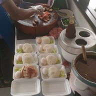 แสงทองเป็ดย่าง ถนนเลียบคลองสอง