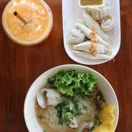 ก๋วยเตี๋ยวต้มยำลำไย เชียงใหม่