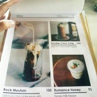 เมนู Floating Space Cafe
