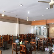บรรยากาศ ข้าวมันไก่รักกาแฟ