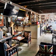 Tava Coffee  เตวา คอฟฟี่ คาเฟ่ ปักธงชัย