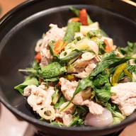 Samsen The Street Hotel