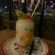 OVERDOSE cafe&hostel