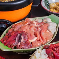 เมนูของร้าน ก๋วยเตี๋ยวเรือฮาร์เล่ย์