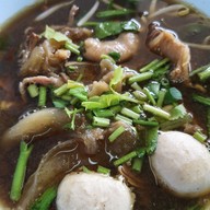 ก๋วยเตี๋ยวเนื้อตุ๋นแอร์พอร์ต