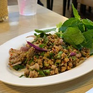 เมนูของร้าน ตำแหล Central Marina