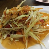 เมนูของร้าน ตำแหล Central Marina