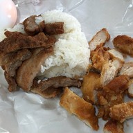เมนูของร้าน ข้าวหมูทอดอิ่มจัง@ถนนจันทน์