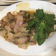 เมนูของร้าน ตำแหล Central Marina