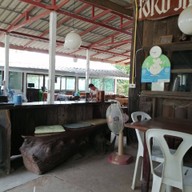 บรรยากาศ ร้านเป็ดย่างรสเด็ด&steak