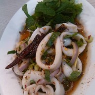 เมนูของร้าน ตำแหล Central Marina