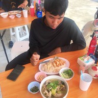 ข้าวมันไก่มาก