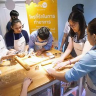Little Baker Cafe and Studio จอมพล