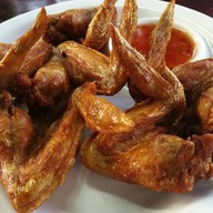 ร้านส้มตำคุณญิ๋ง