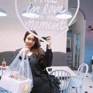 Little Baker Cafe and Studio จอมพล