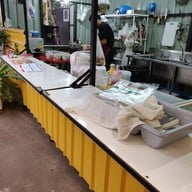 หน้าร้าน ก๋วยเตี๋ยวสมใจ