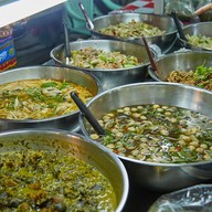 ตลาดหนองไผ่ล้อม