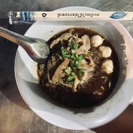 ก๋วยเตี๋ยวเจ้แหม่ม หน้าโลตัส