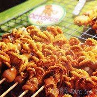 บรรยากาศ ถนนคนเดินภูเก็ต หลาดใหญ่