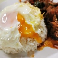 ร้านพี่รัตน์