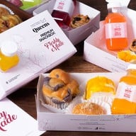 เมนูของร้าน Queensbaker ศิริมังคลาจารย์