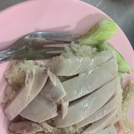 นายภณข้าวมันไก่
