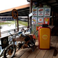 บรรยากาศ ตลาดน้ำเขาใหญ่